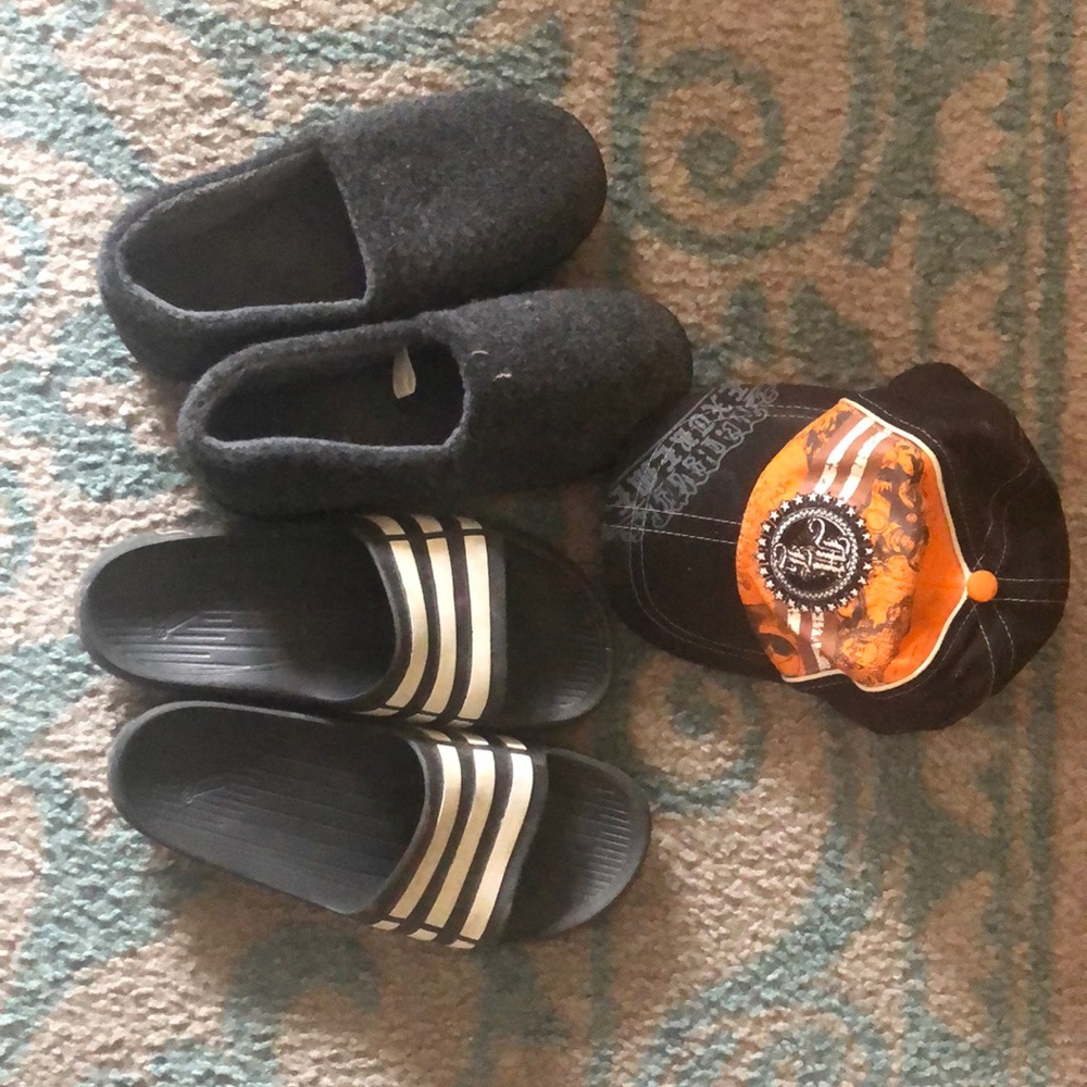 Adidas slides, Marvel hat & slippers
